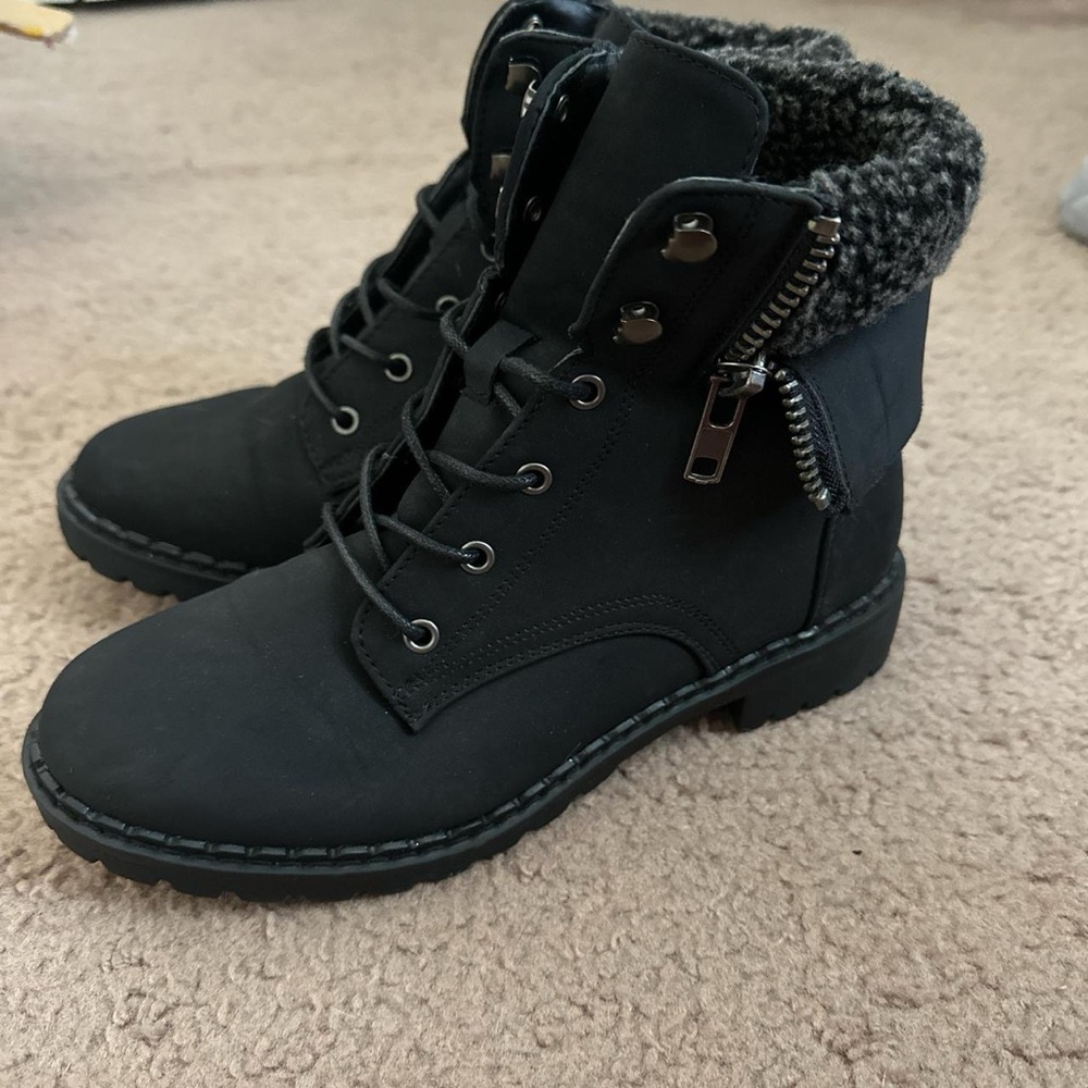 black ankle boots with fleece